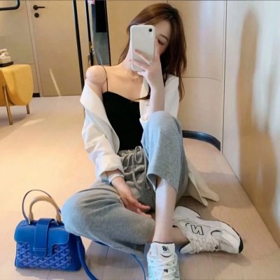 惠特妮封面